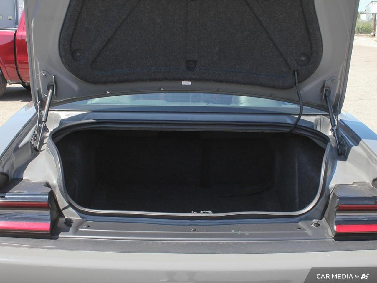 2023 Dodge Challenger Scat Pack 392 392 | SUNROOF | NAV | ALPINE AUDIO Photo