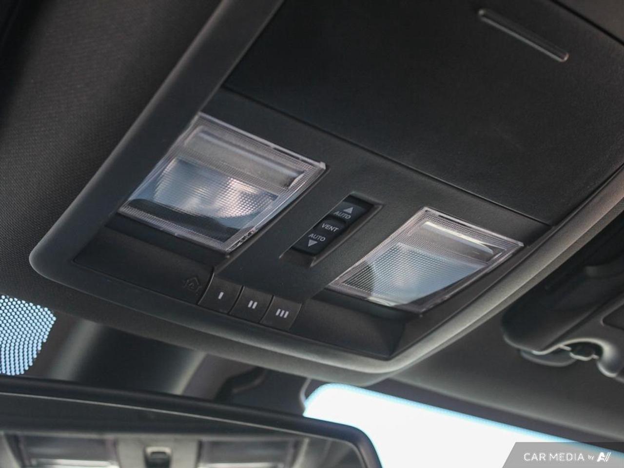 2023 Dodge Challenger Scat Pack 392 392 | SUNROOF | NAV | ALPINE AUDIO Photo