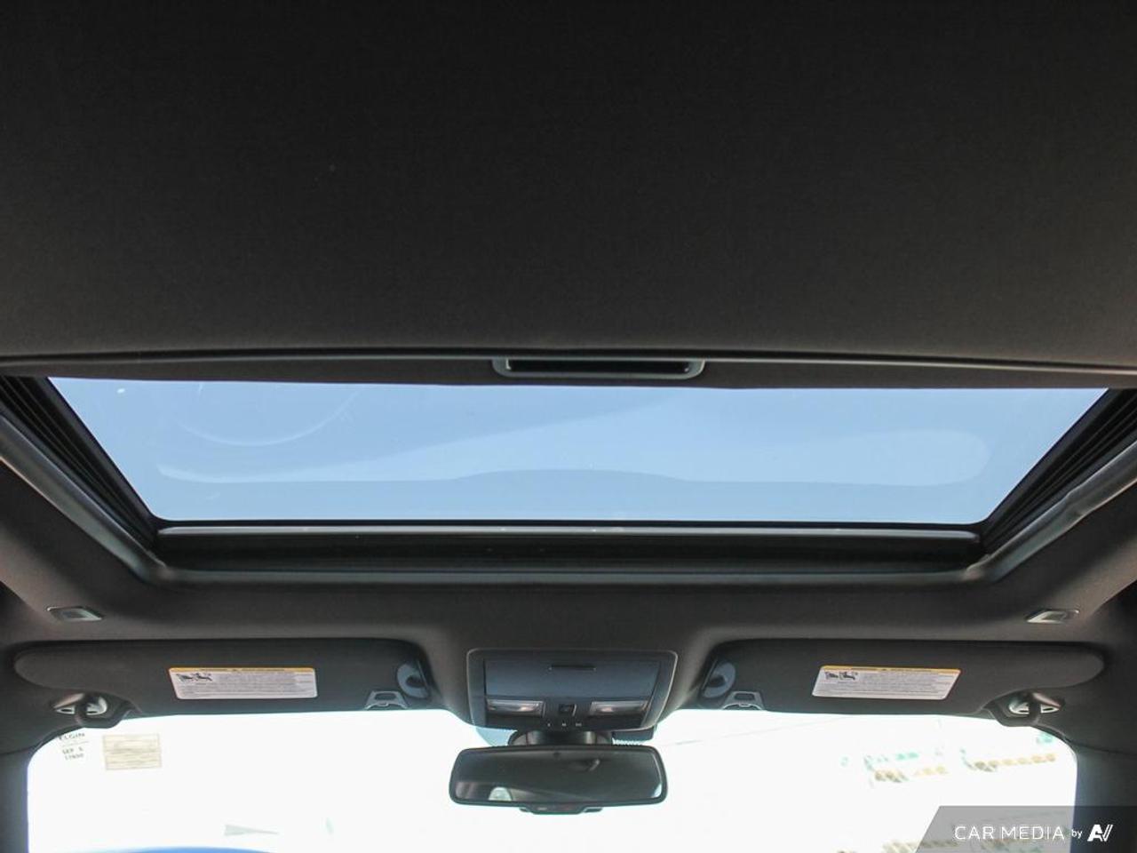 2023 Dodge Challenger Scat Pack 392 392 | SUNROOF | NAV | ALPINE AUDIO Photo