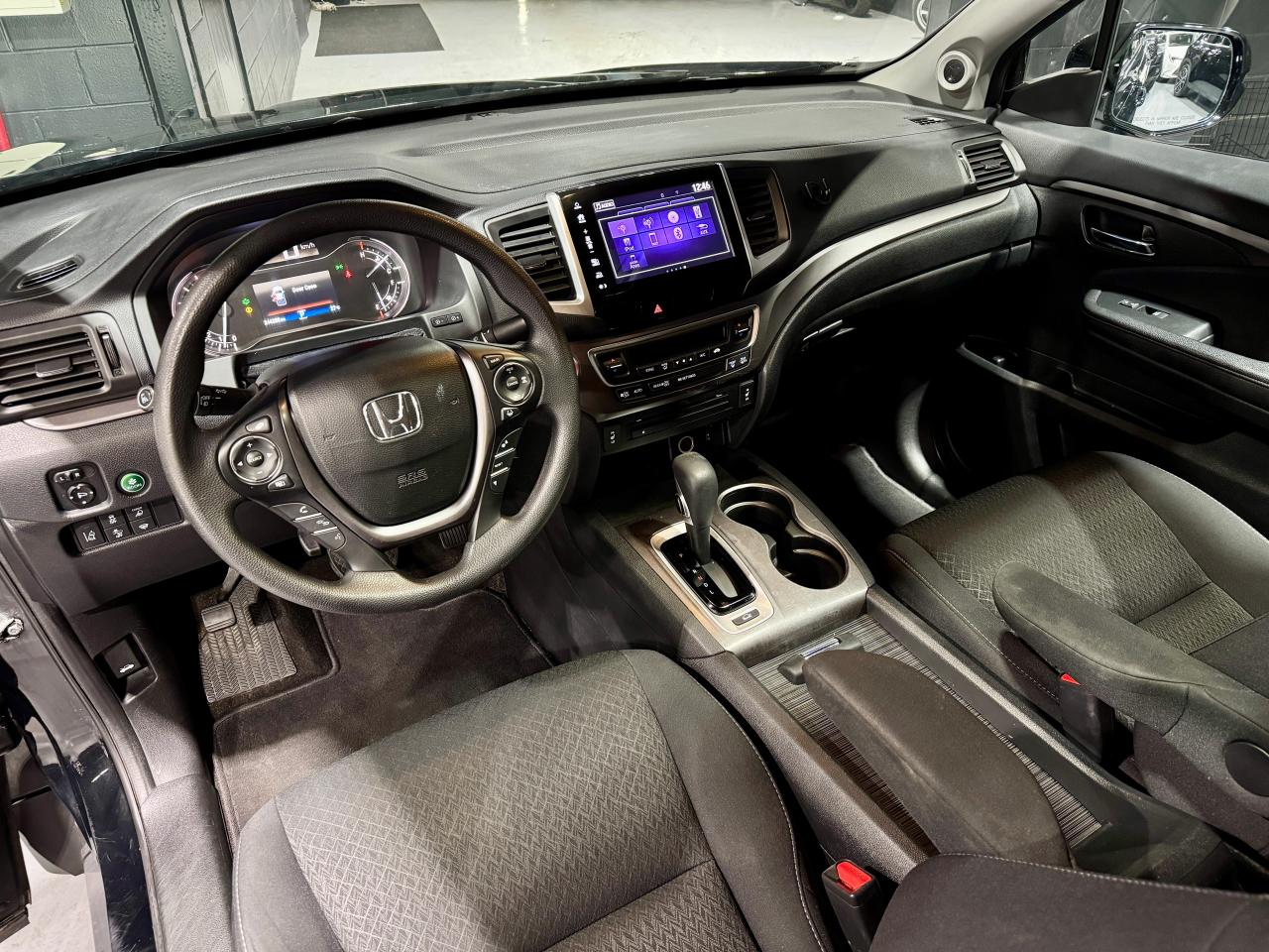 2017 Honda Ridgeline SPORT - Photo #13