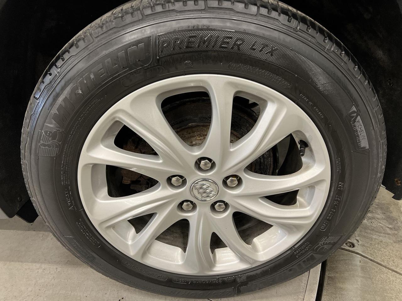 2019 Buick Envision AWD| HTD LEATHER| REMOTE START| ALLOYS| CARPLAY Photo