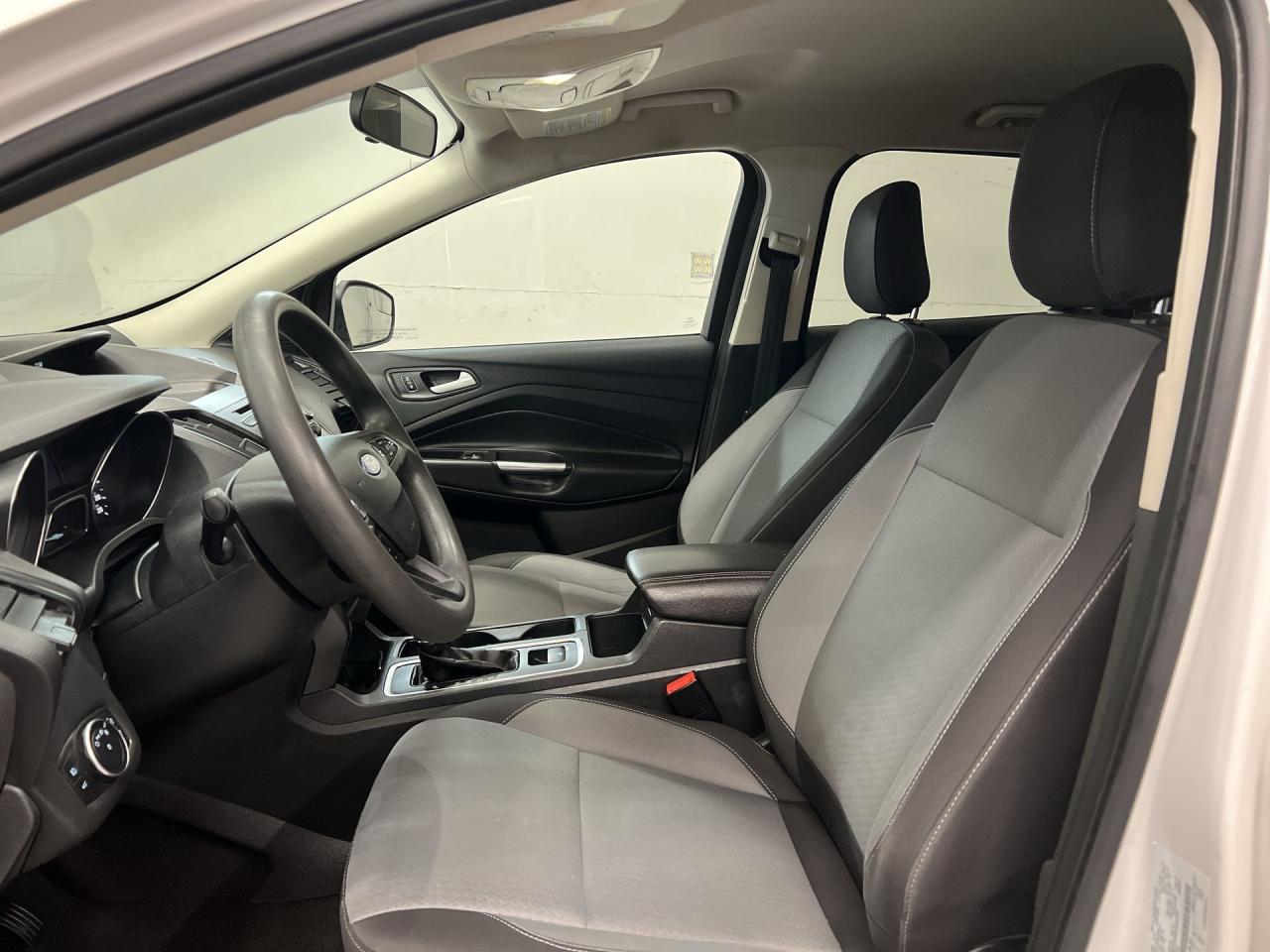 2018 Ford Escape SE AWD| HTD SEATS| 17IN ALLOYS| REAR CAM|BLUETOOTH Photo