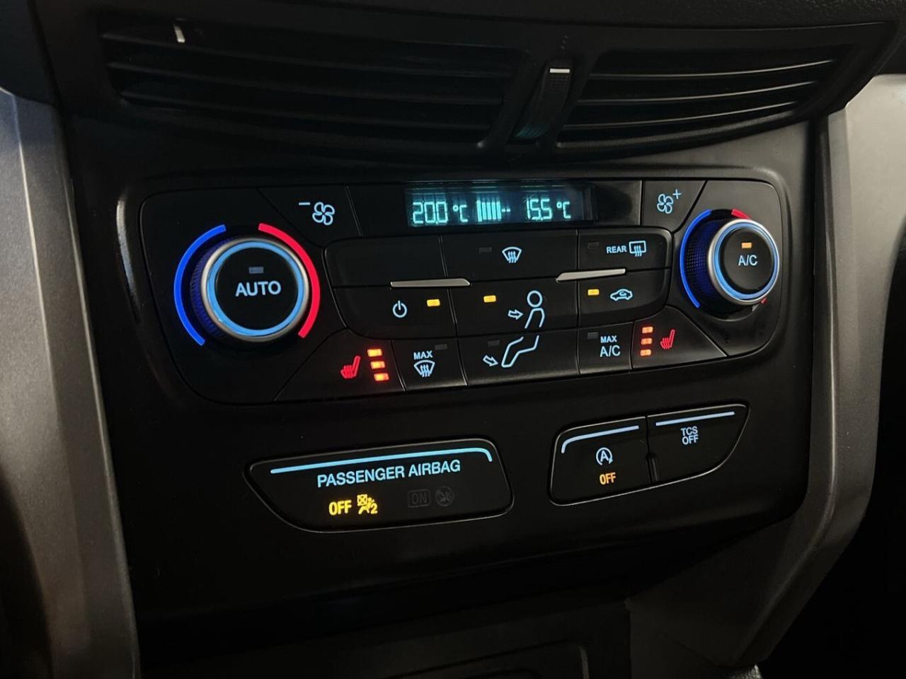 2018 Ford Escape SE AWD| HTD SEATS| 17IN ALLOYS| REAR CAM|BLUETOOTH Photo