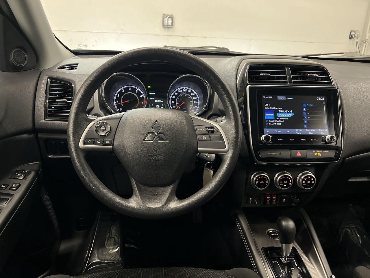 2023 Mitsubishi RVR AWD| HTD SEATS| CARPLAY| REAR CAM| A/C| REAR CAM Photo