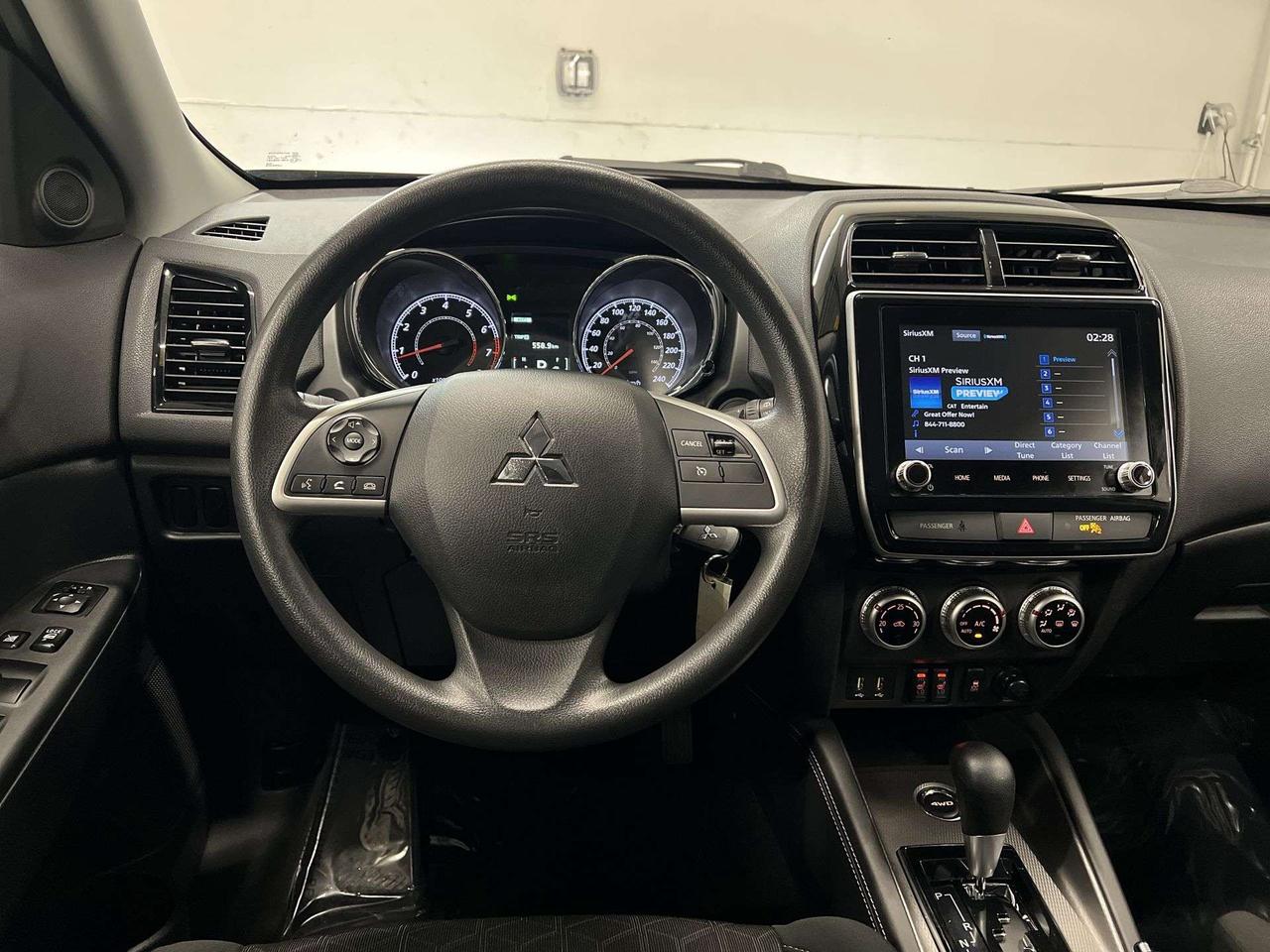 2023 Mitsubishi RVR AWD| HTD SEATS| CARPLAY| REAR CAM| A/C| REAR CAM Photo
