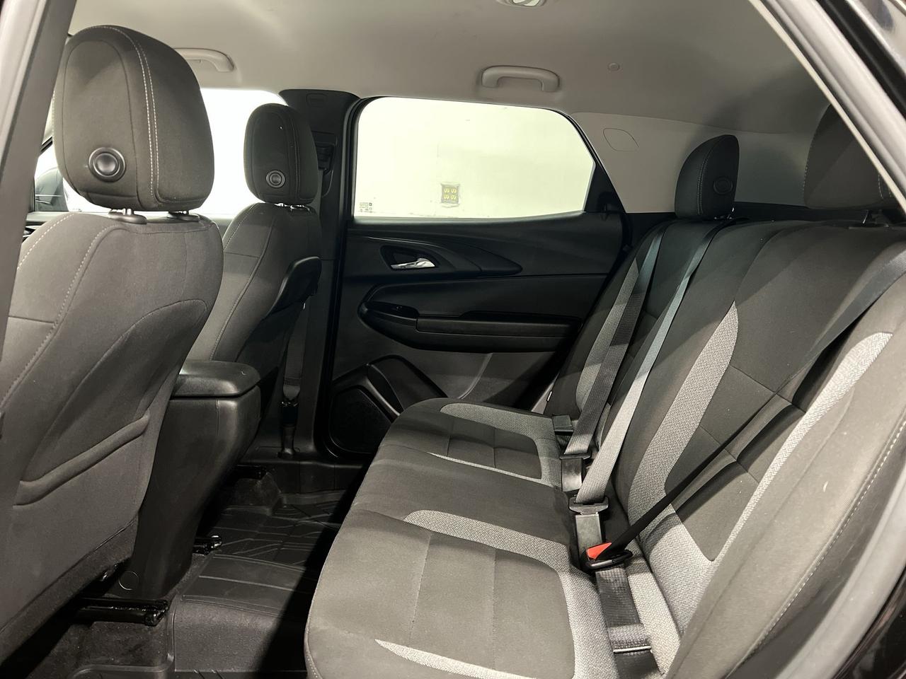 2021 Chevrolet TrailBlazer LS AWD | ONLY 38,000KMS | CARPLAY | REAR CAM | A/C Photo