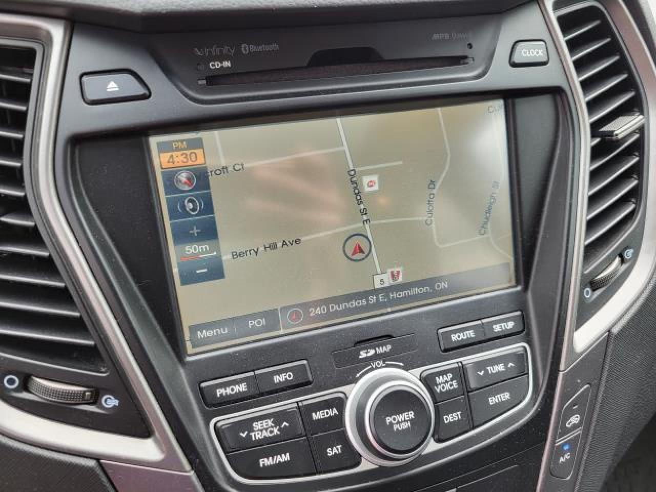 2016 Hyundai Santa Fe Sport 2.0T AWD Photo33