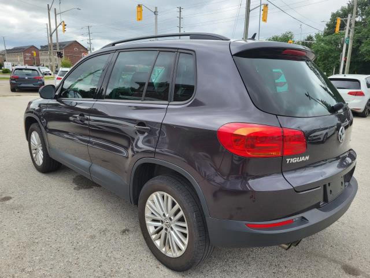 2016 Volkswagen Tiguan Special Edition Photo5