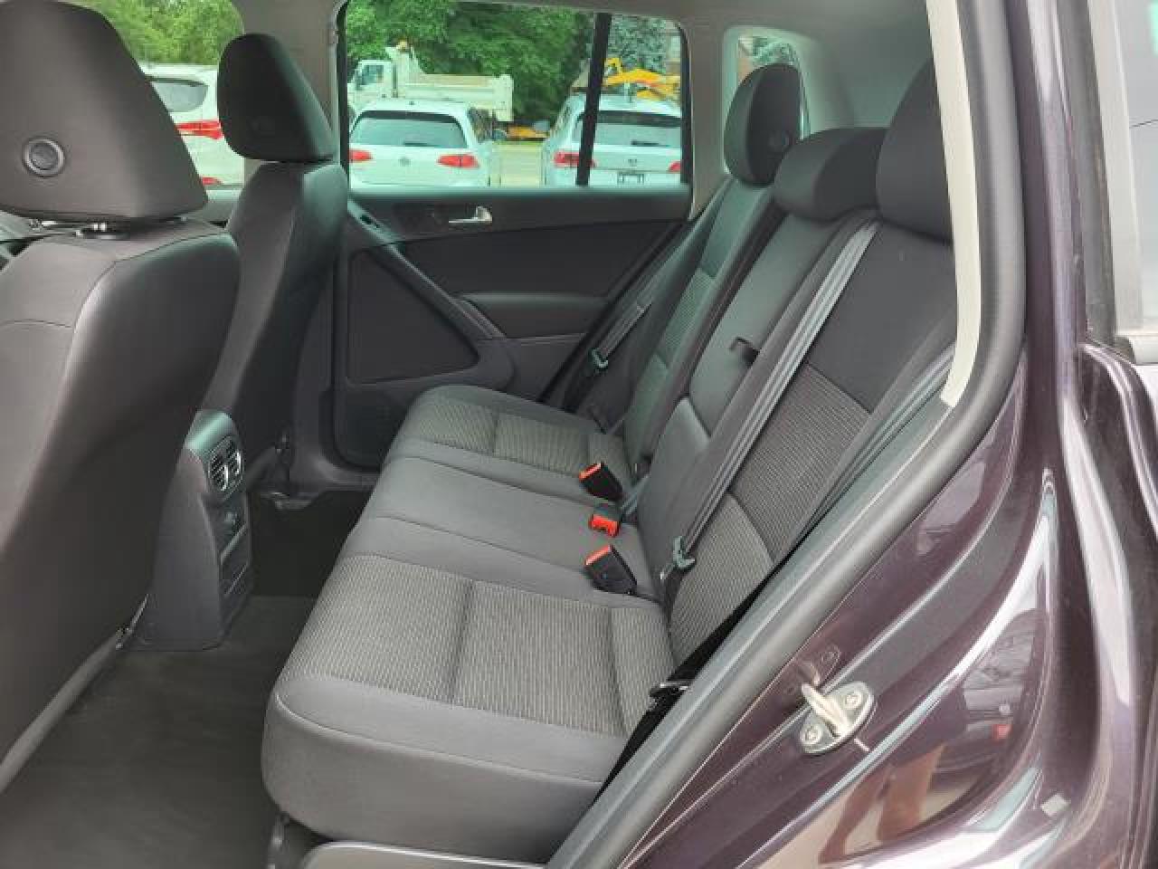 2016 Volkswagen Tiguan Special Edition Photo31