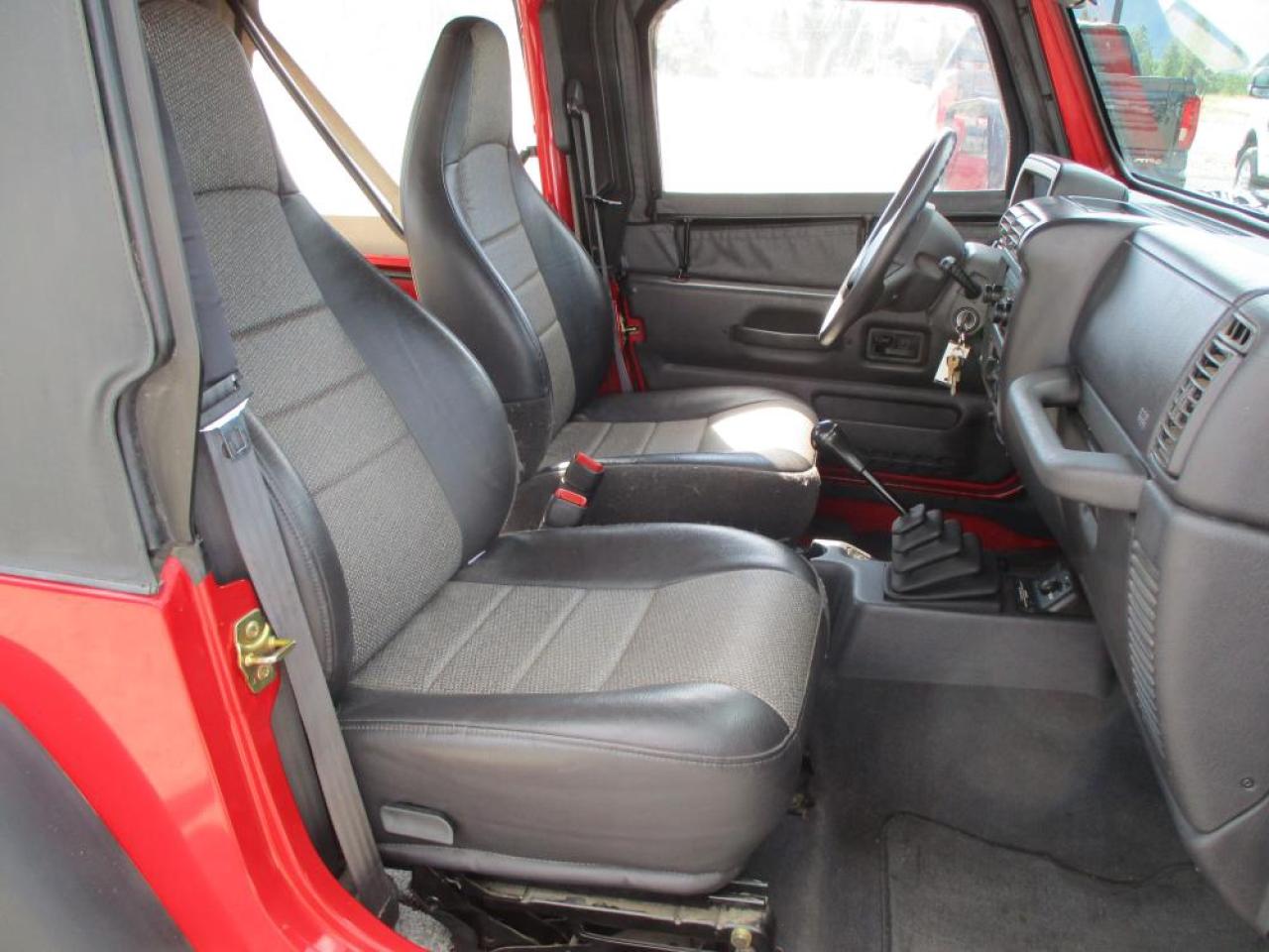 1999 Jeep Wrangler TJ Photo9