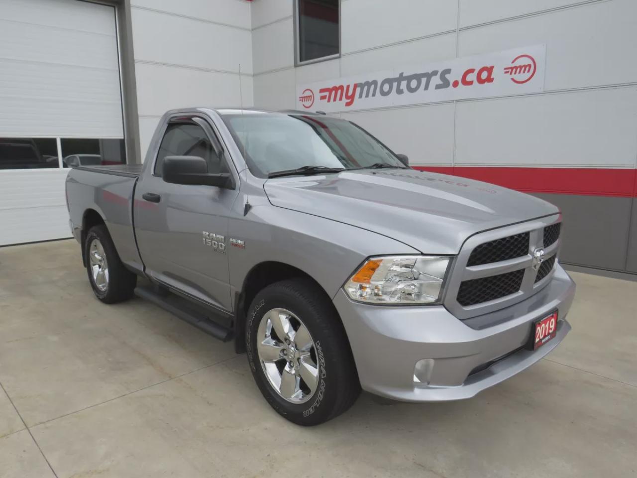 Used 2019 RAM 1500 Classic EXPRESS for sale in Tillsonburg, ON