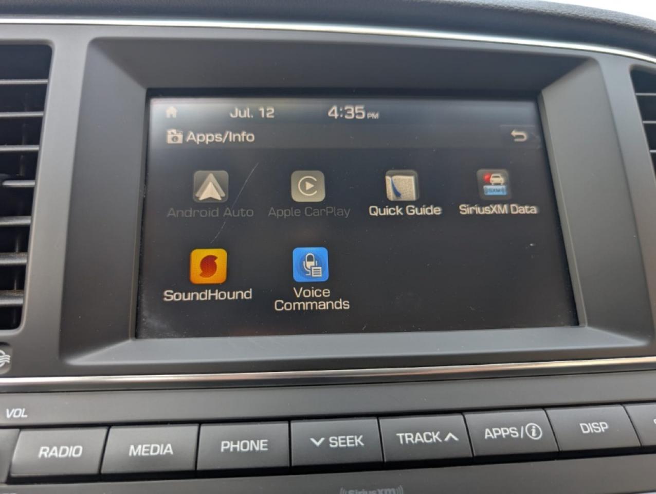 2018 Hyundai Elantra 4 DOOR 5 SEATS - Photo #12