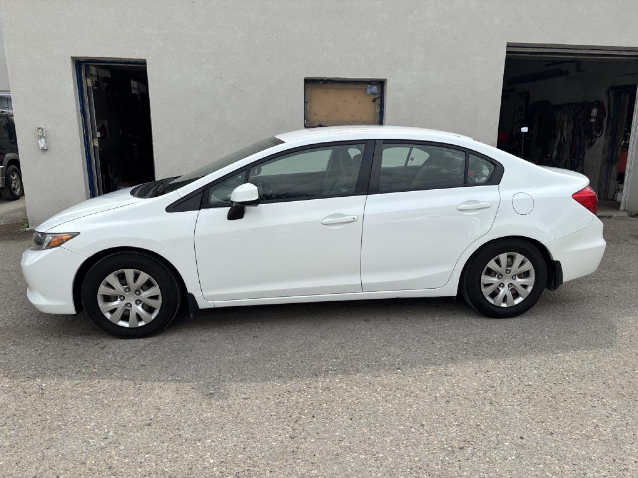 Used 2012 Honda Civic LX Sedan Automatic for sale in Winnipeg, MB