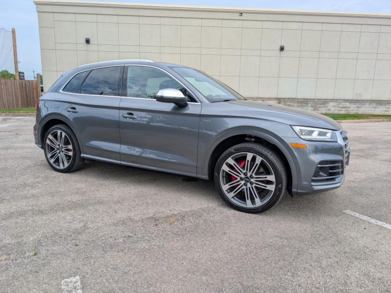 2018 Audi SQ5 3.0 TFSI quattro Technik  **PRISTINE** Photo