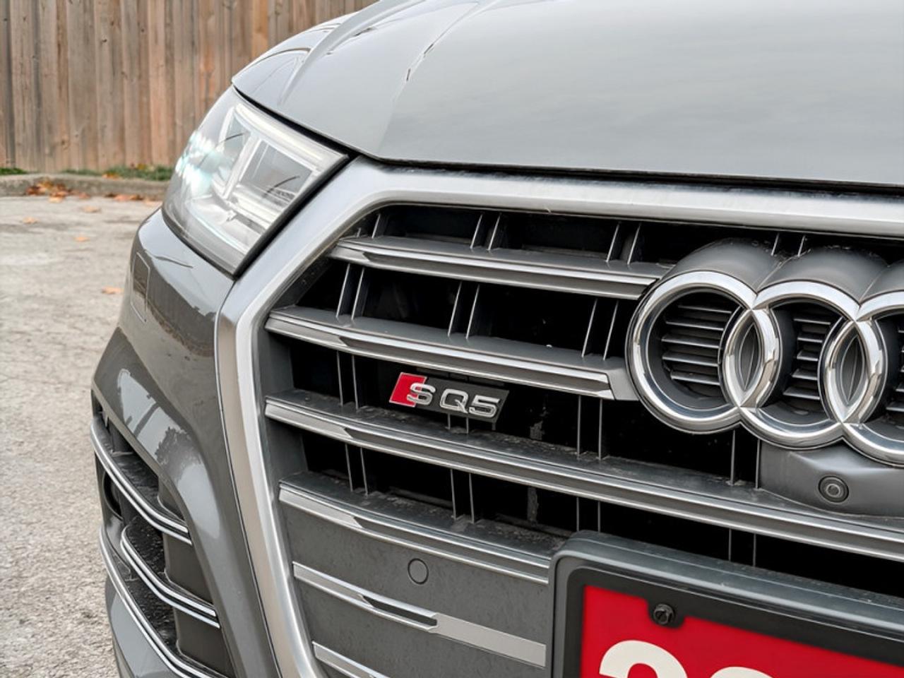 2018 Audi SQ5 3.0 TFSI quattro Technik  **PRISTINE** Photo