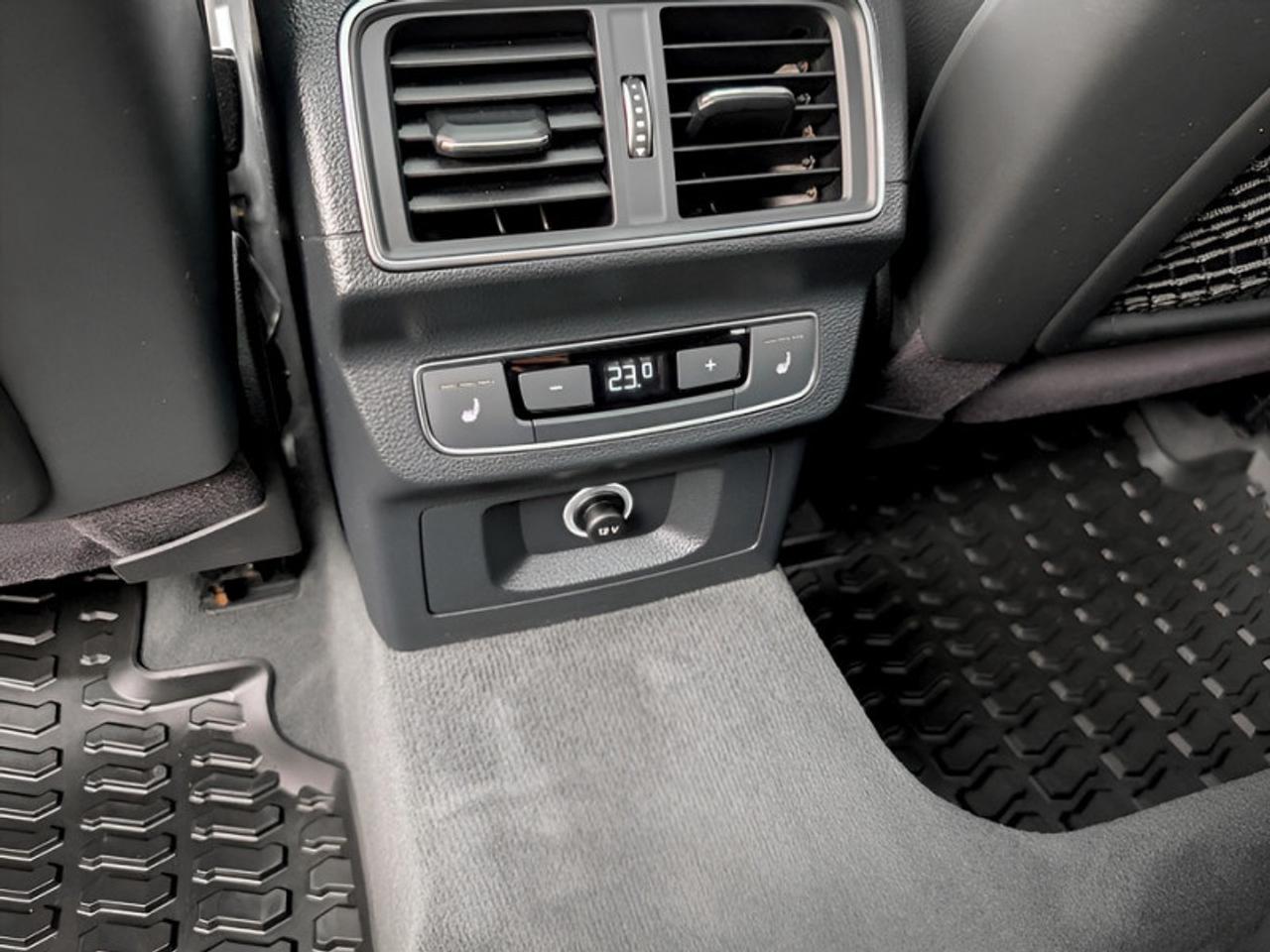 2018 Audi SQ5 3.0 TFSI quattro Technik  **PRISTINE** Photo