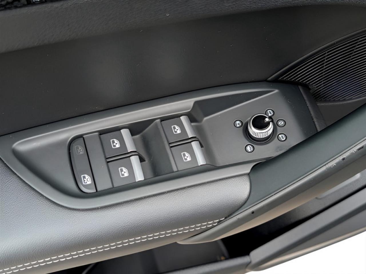 2018 Audi SQ5 3.0 TFSI quattro Technik  **PRISTINE** Photo