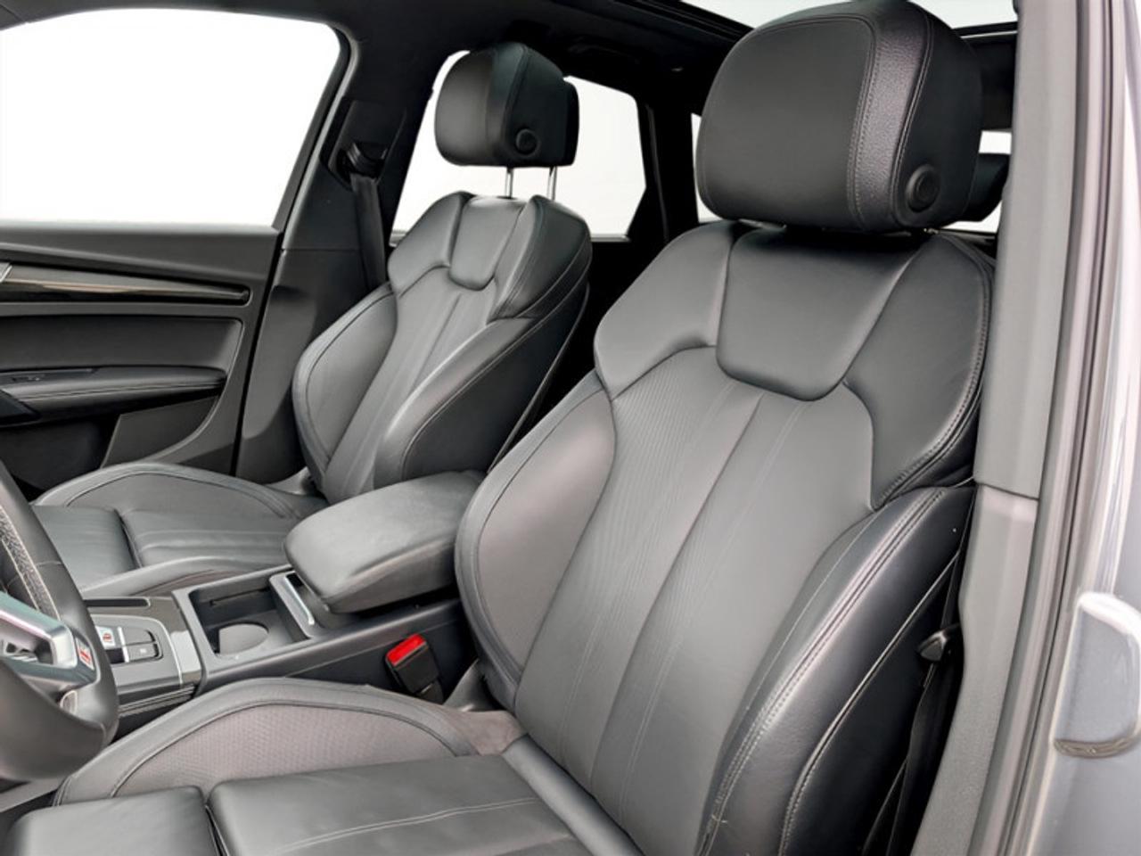 2018 Audi SQ5 3.0 TFSI quattro Technik  **PRISTINE** Photo