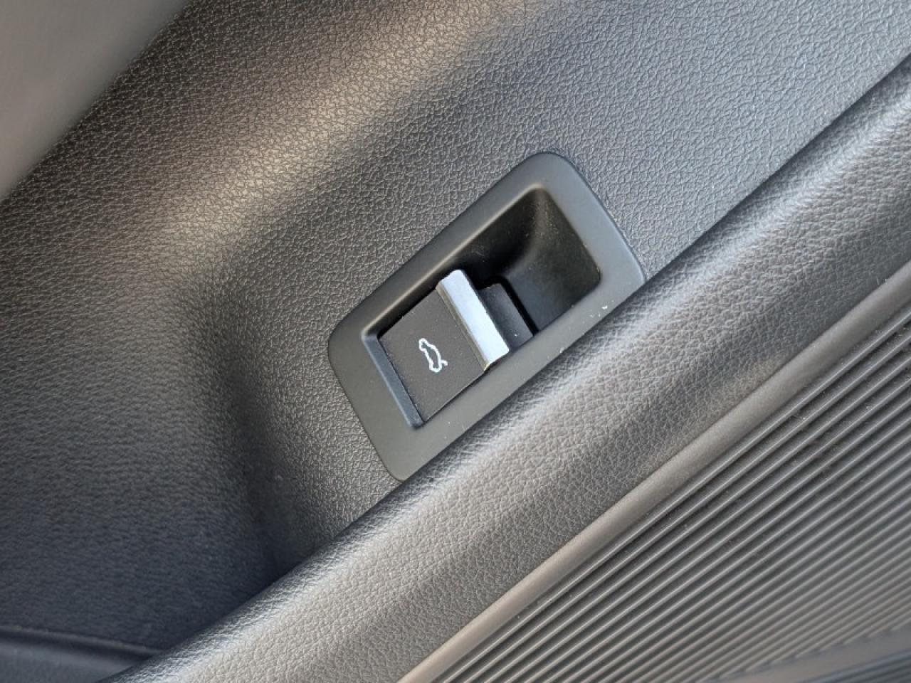 2018 Audi S5 Coupe 3.0 TFSI quattro Technik  **MASSAGING SEATS** Photo
