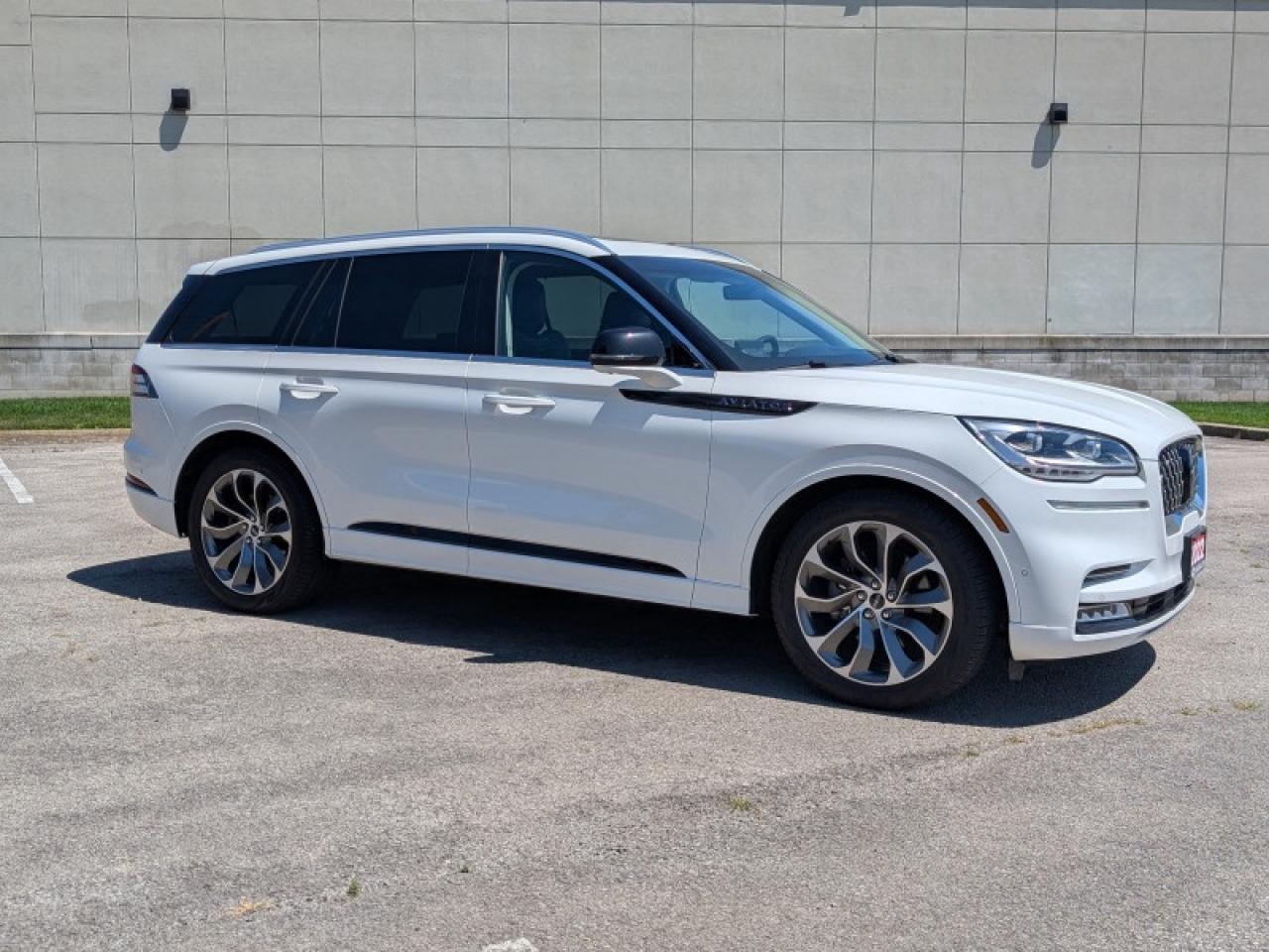 2022 Lincoln Aviator Grand Touring PHEV  **STUNNING UNIT** Photo