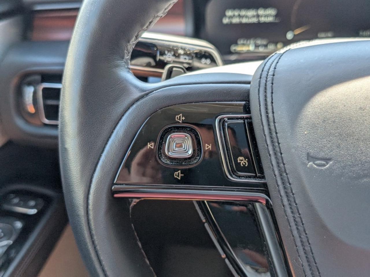2022 Lincoln Aviator Grand Touring PHEV  **STUNNING UNIT** Photo