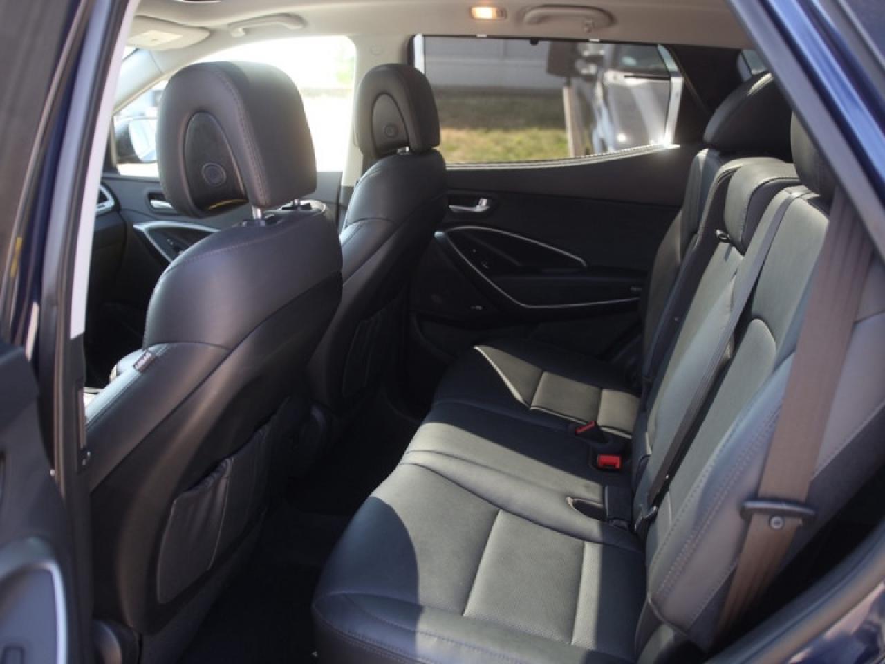 2017 Hyundai Santa Fe Sport 2.0T Limited  **PANO ROOF** Photo