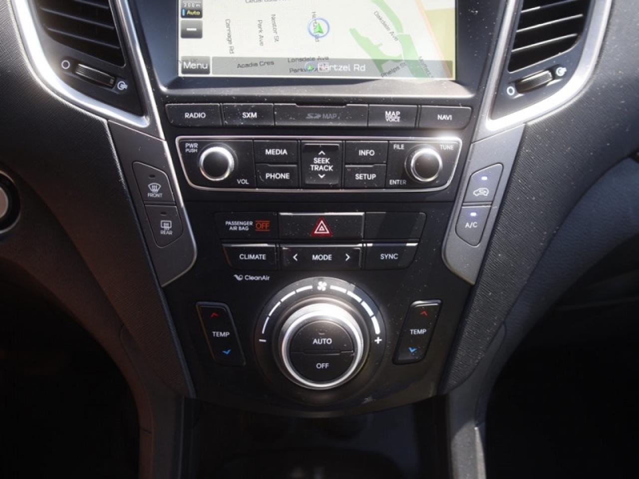 2017 Hyundai Santa Fe Sport 2.0T Limited  **PANO ROOF** Photo