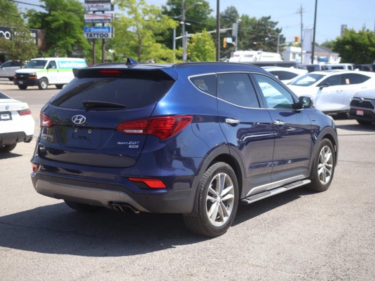 2017 Hyundai Santa Fe Sport 2.0T Limited  **PANO ROOF** Photo3