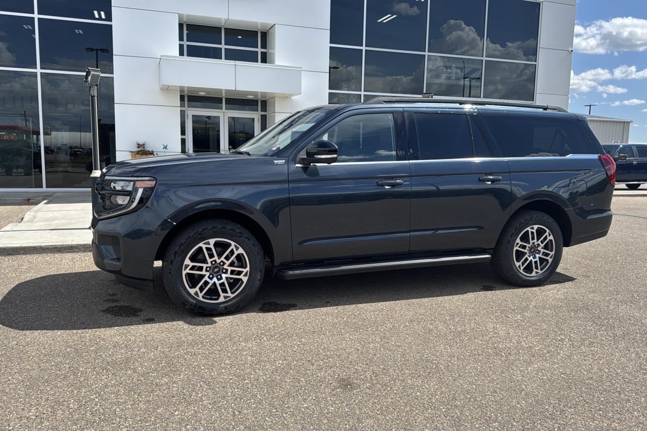 2025 Ford Expedition Active Max Photo3