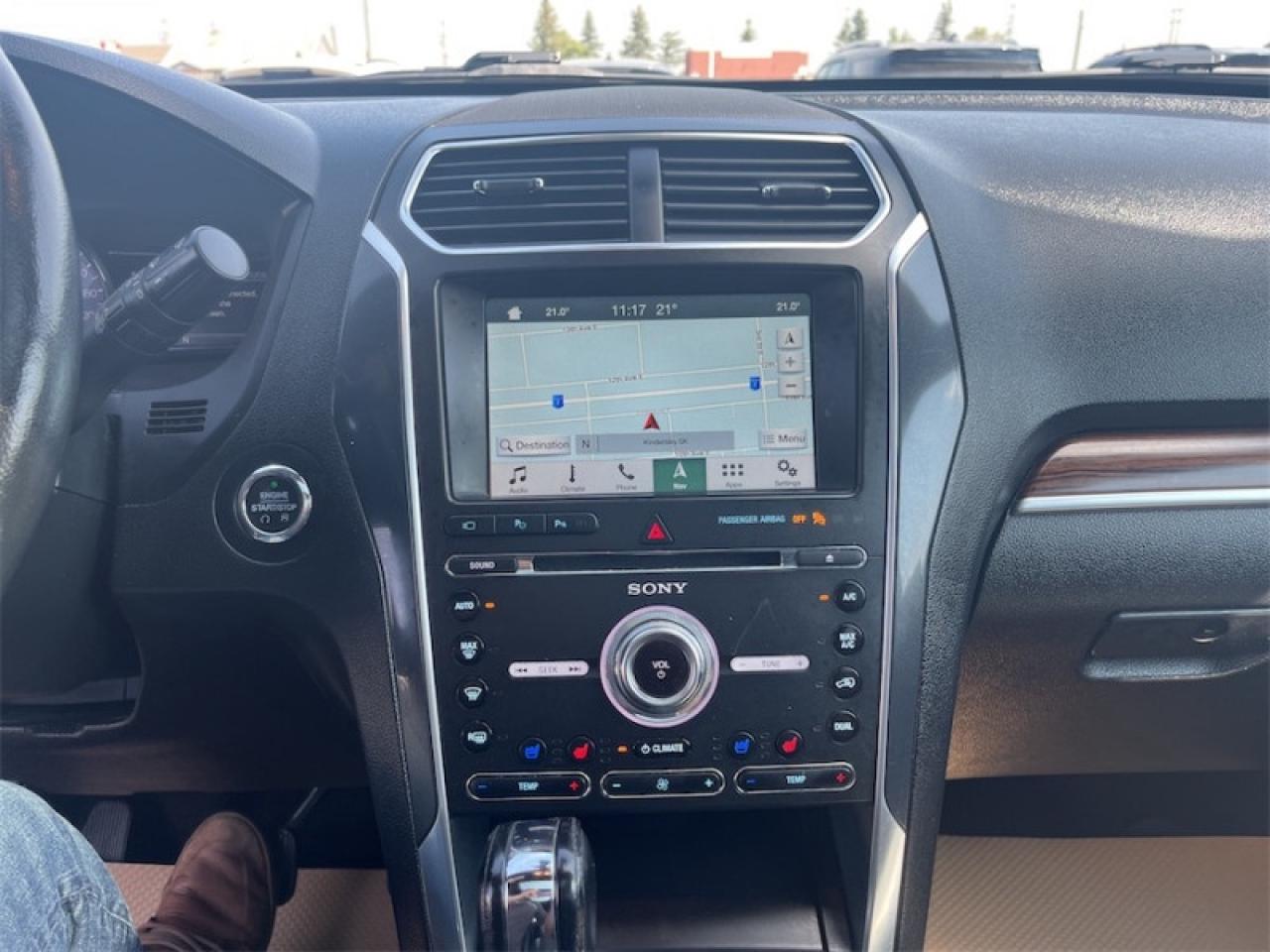 2017 Ford Explorer Limited  - Navigation -  Cooled Seats Photo5