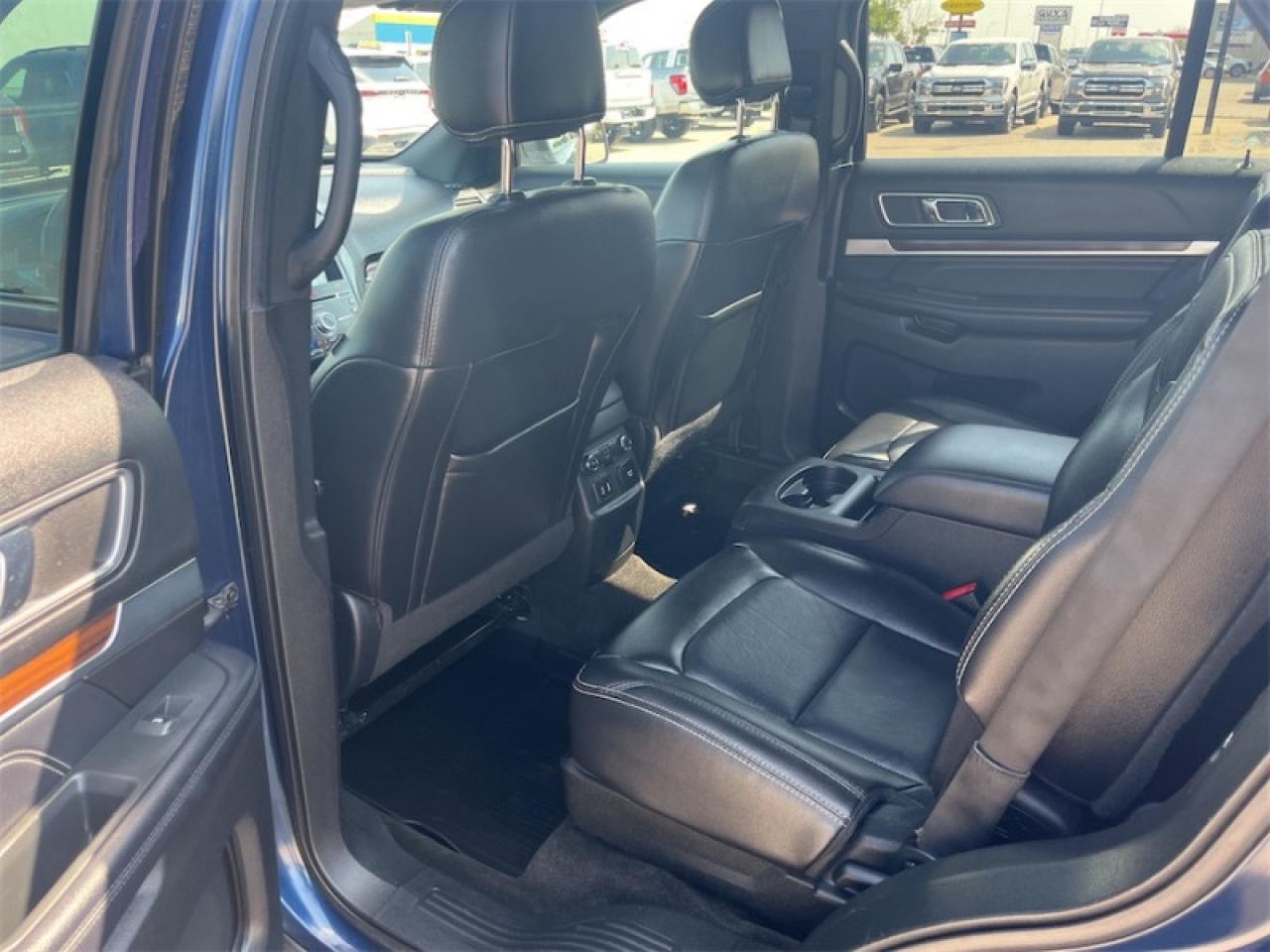 2017 Ford Explorer Limited  - Navigation -  Cooled Seats Photo5