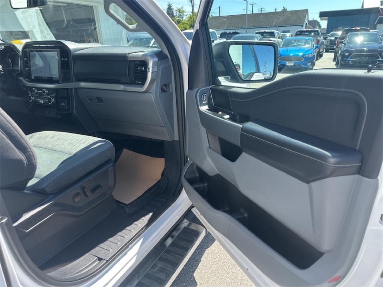 2021 Ford F-150 XLT Photo5