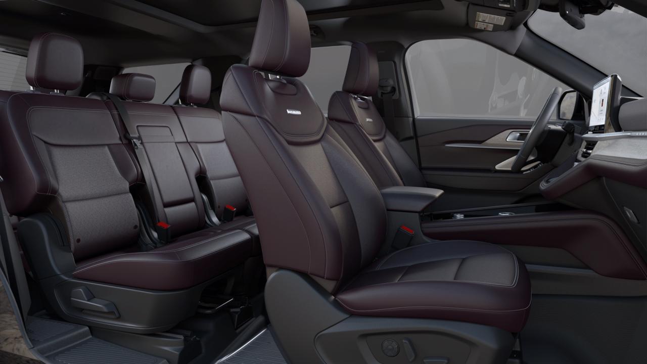 2025 Ford Explorer Platinum Photo5