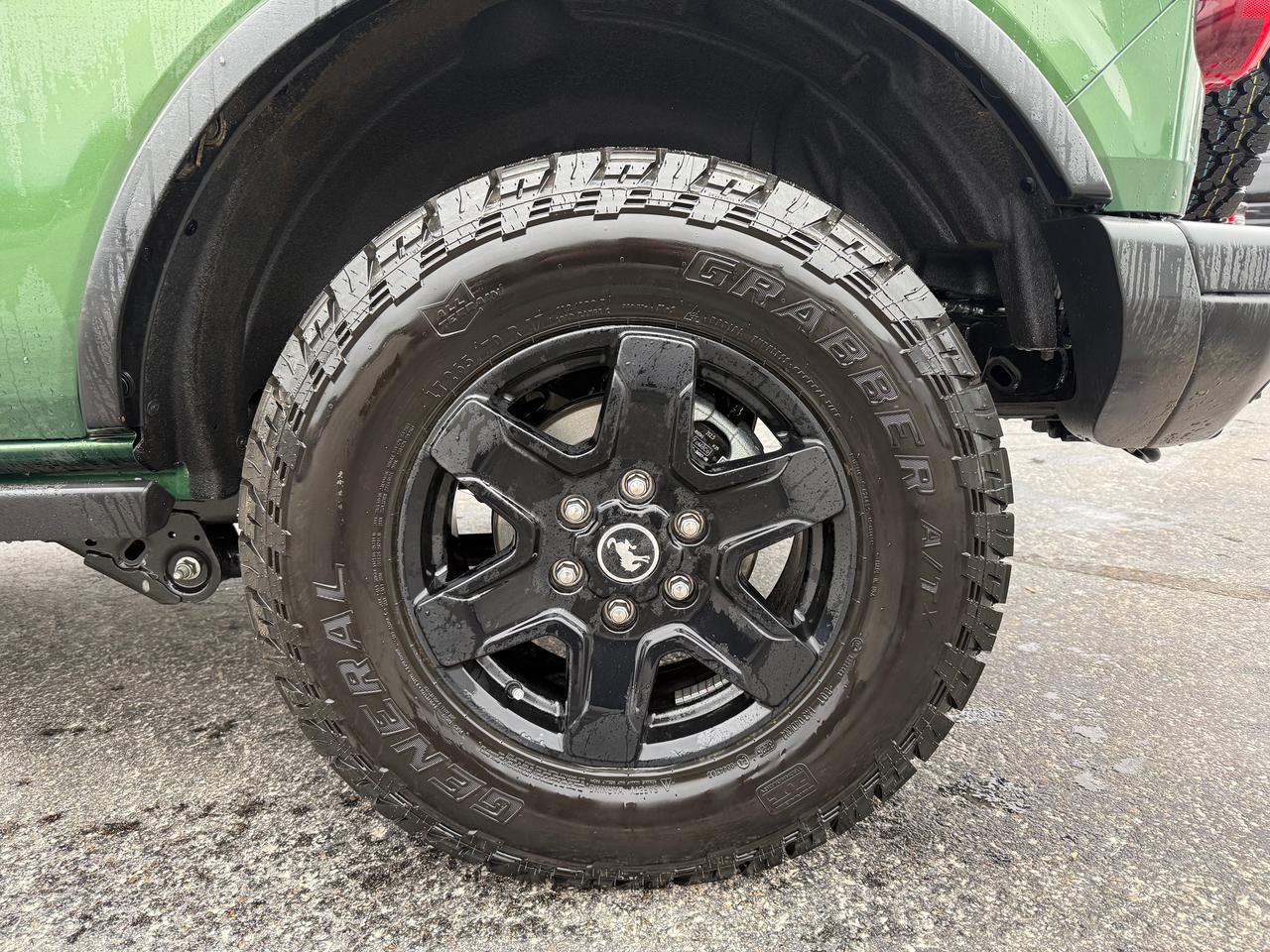 2025 Ford Bronco Big Bend Photo3