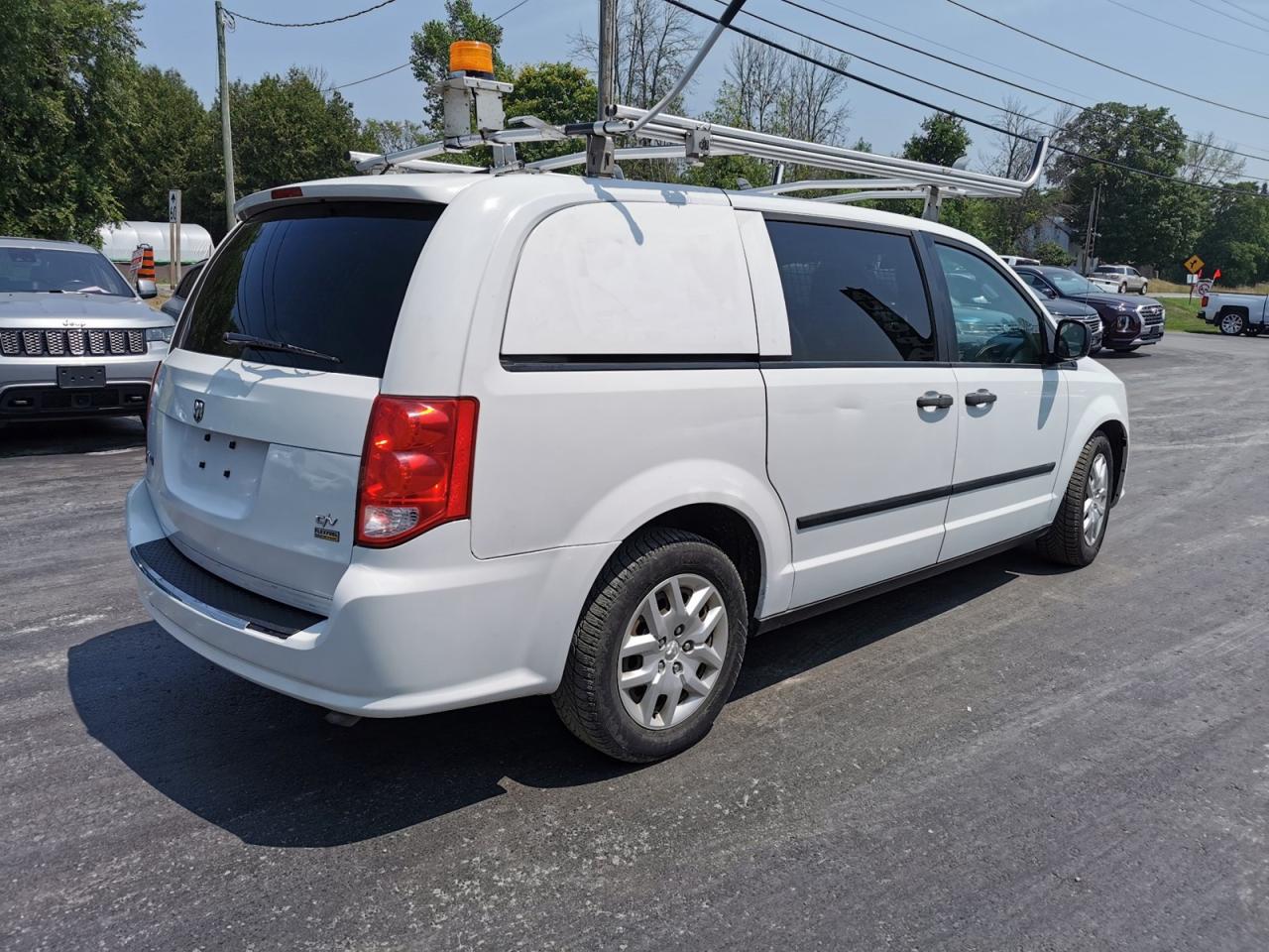 2014 RAM Cargo Van  - Photo #5