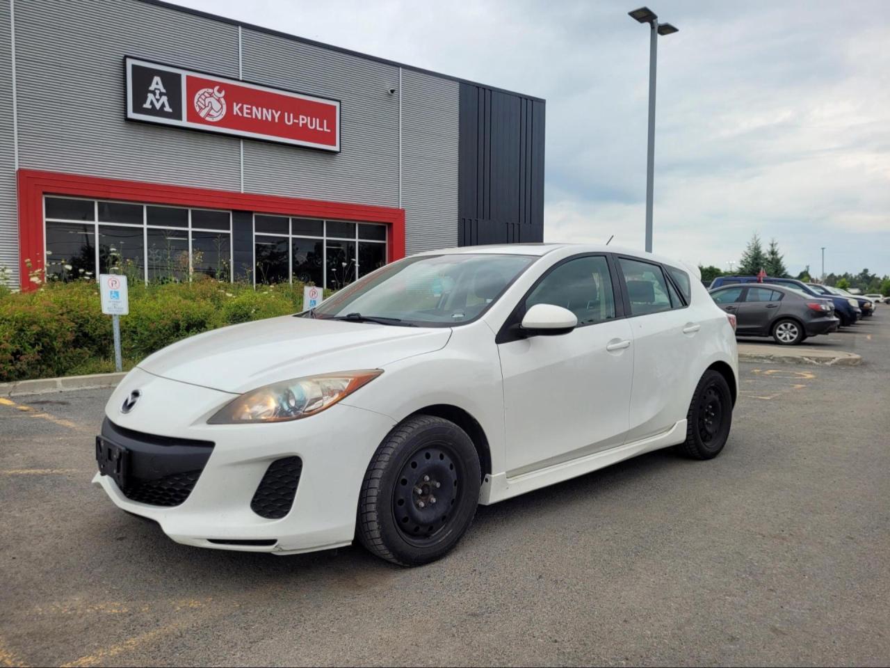 Used 2013 Mazda MAZDA3 i Touring for sale in Ottawa, ON