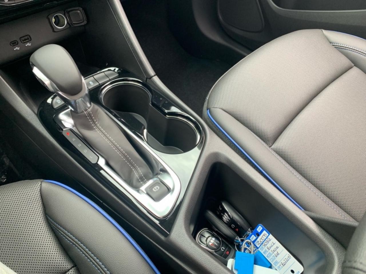 2026 Buick Encore GX Sport Touring Photo