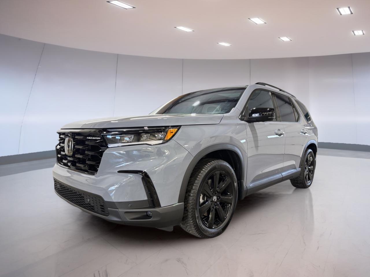 Used 2025 Honda Pilot Black Edition for sale in Moose Jaw, SK