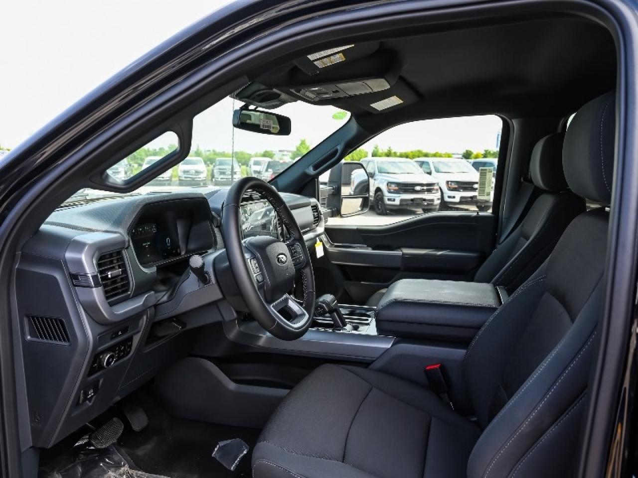 2025 Ford F-150 XLT Photo