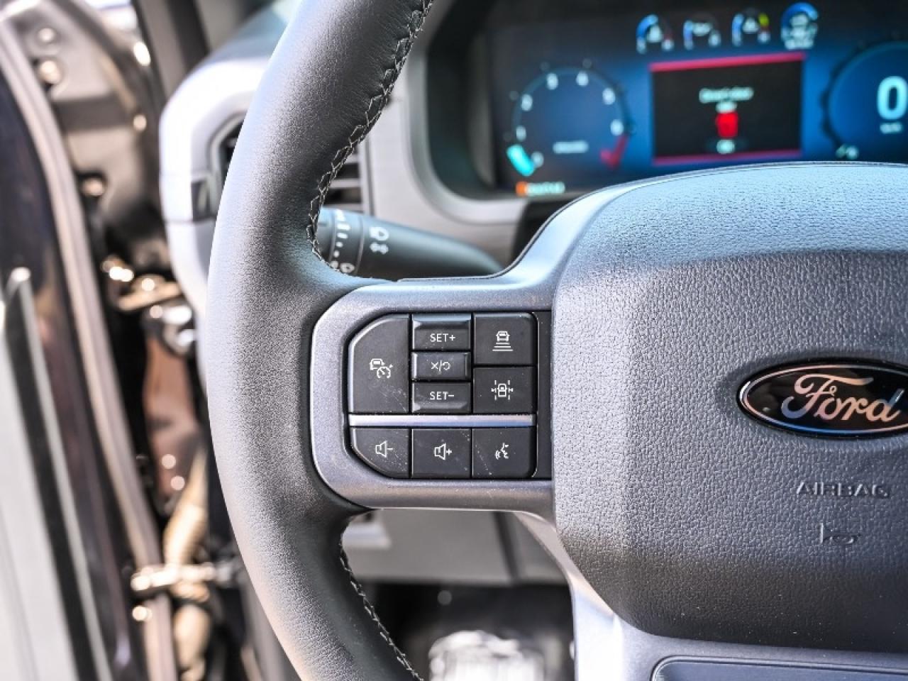 2025 Ford F-150 XLT Photo