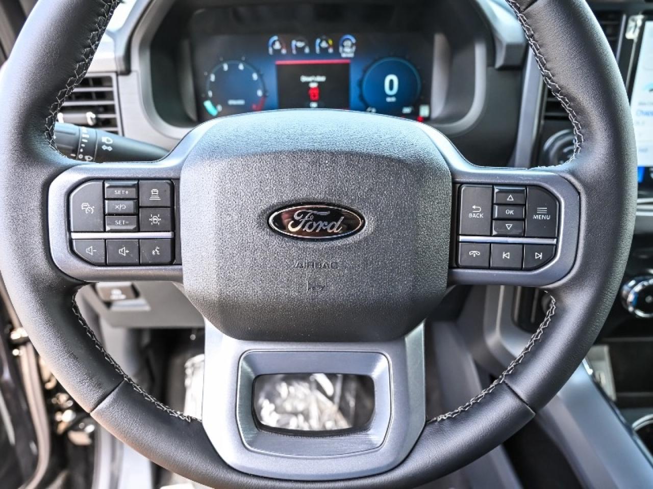 2025 Ford F-150 XLT Photo