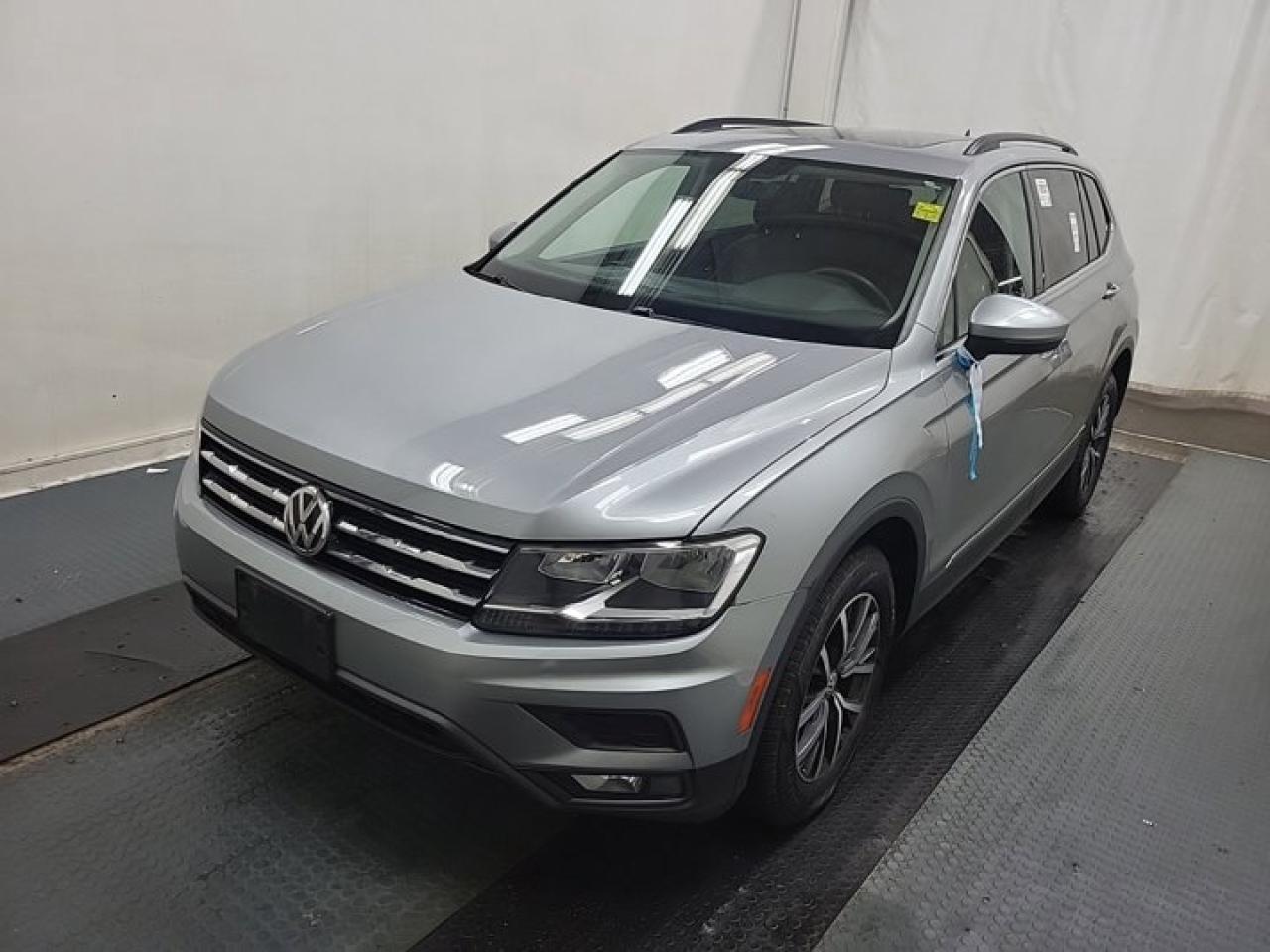 Used 2021 Volkswagen Tiguan Comfortline AWD | 3rd Row | Leather | Navi | Pano Roof | Heated Seats | Power Liftgate | and More ! for sale in Guelph, ON