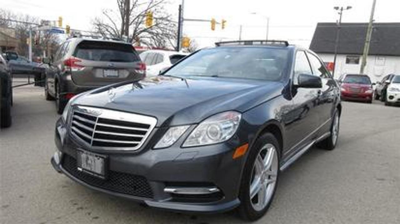 2013 Mercedes-Benz E550 4Matic Photo5