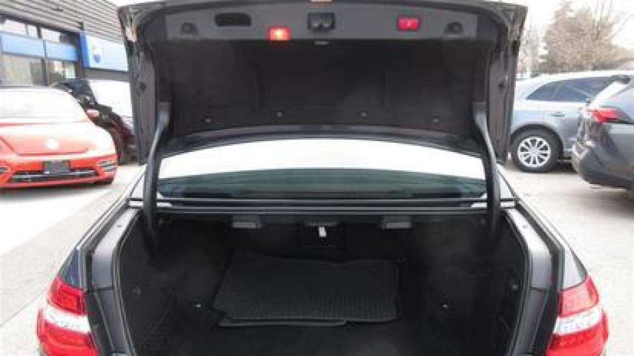 2013 Mercedes-Benz E550 E550 4Matic - Photo #7
