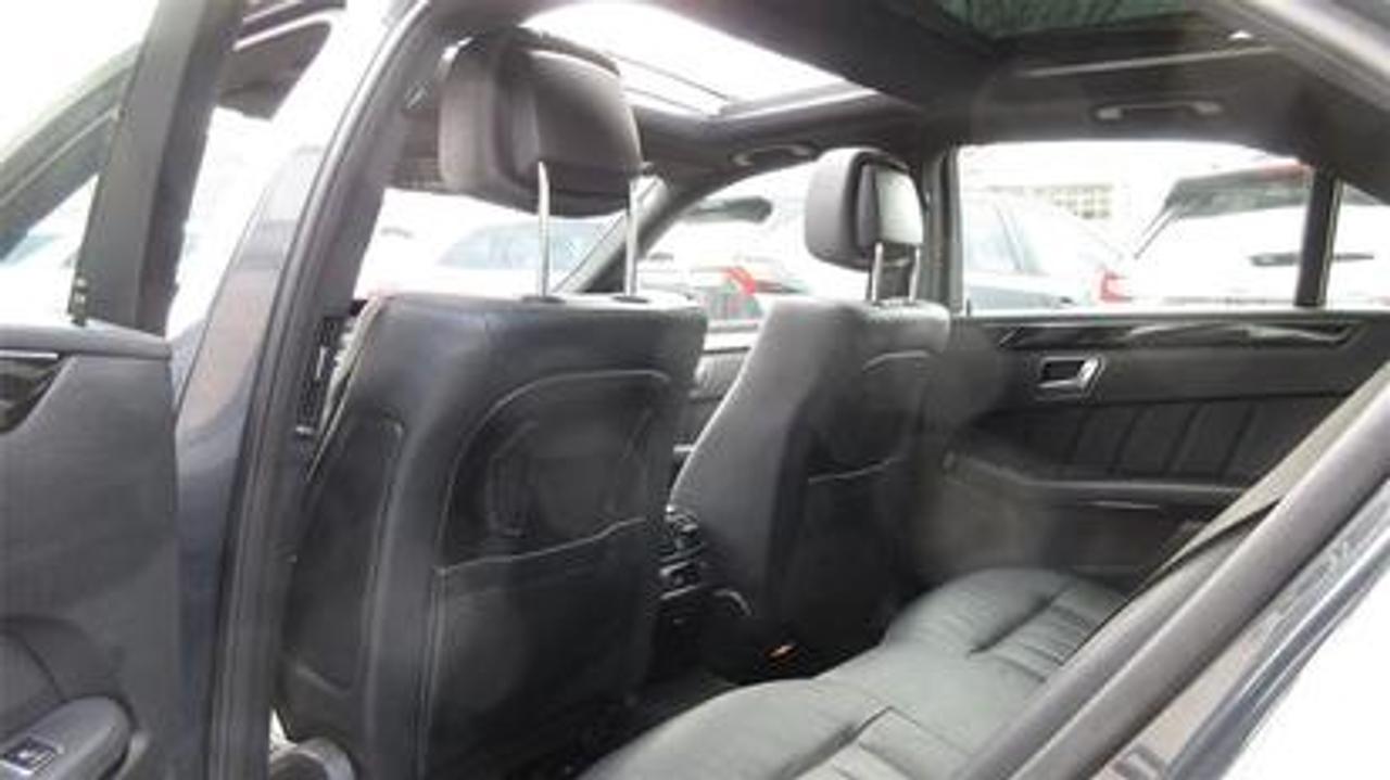 2013 Mercedes-Benz E550 4Matic Photo