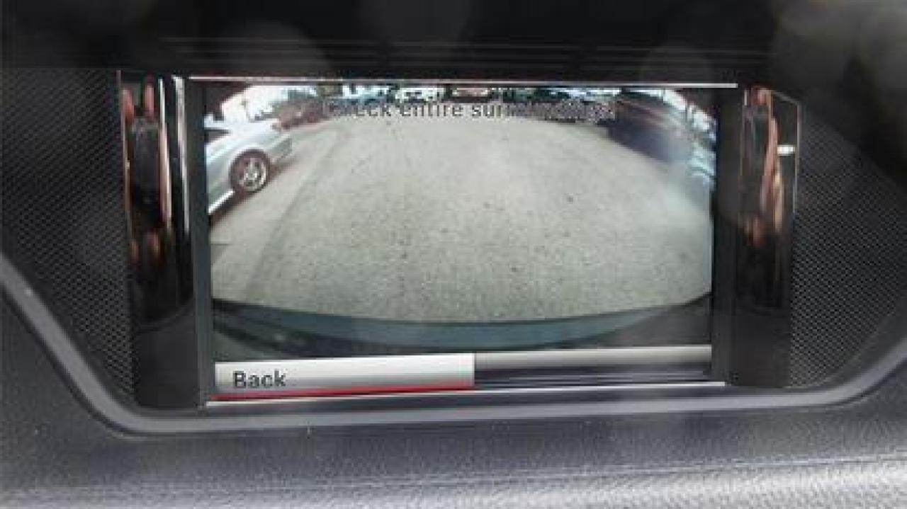 2013 Mercedes-Benz E550 E550 4Matic - Photo #27