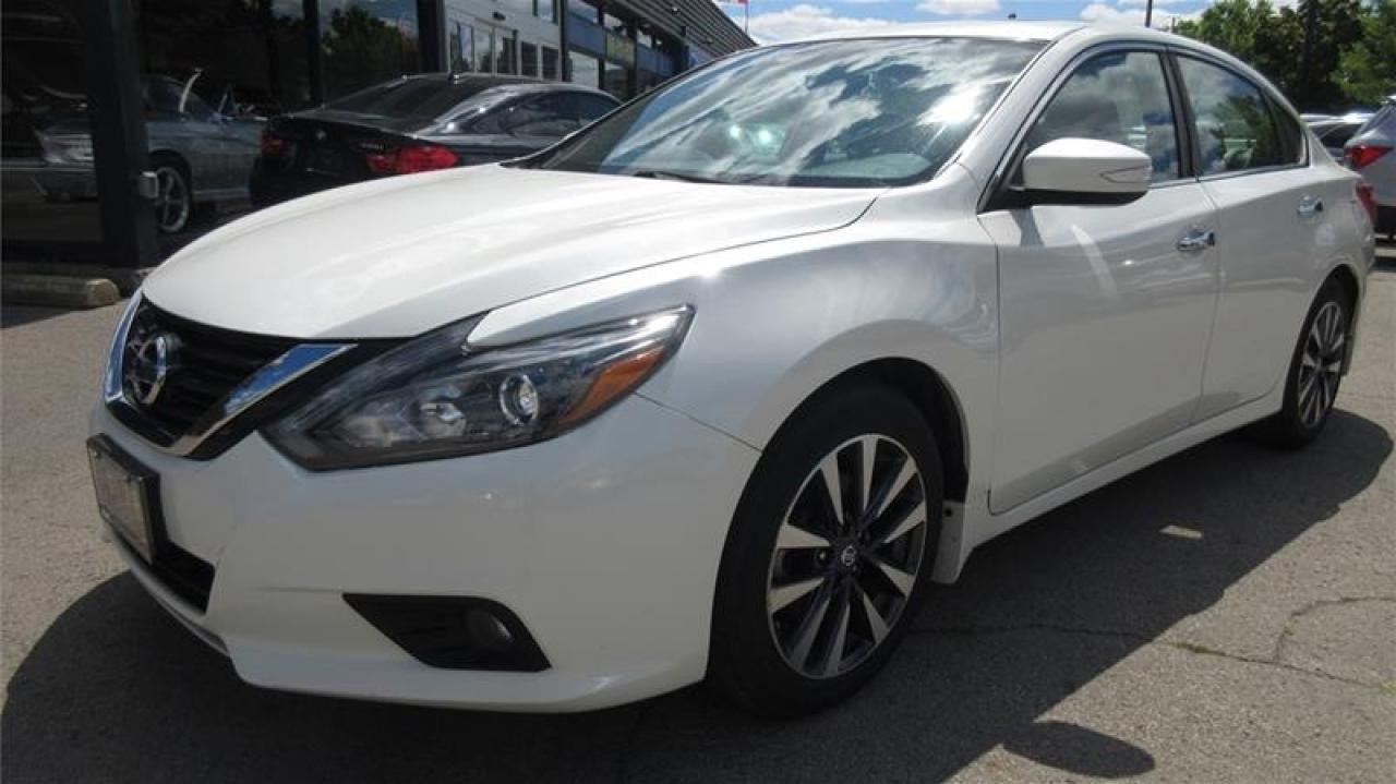 Used 2017 Nissan Altima 2.5 SL for sale in Mississauga, ON