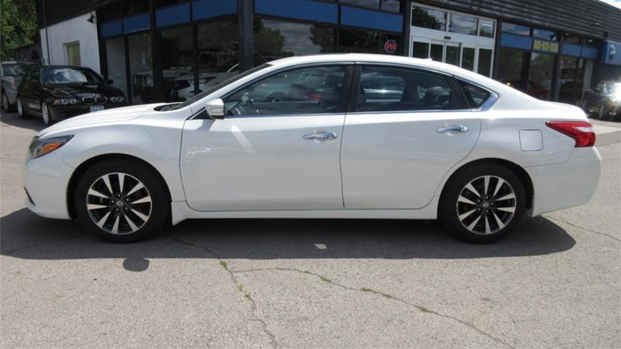 2017 Nissan Altima 2.5 SL - Photo #4