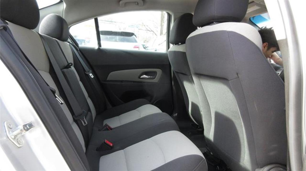 2014 Chevrolet Cruze 1LS - Photo #6