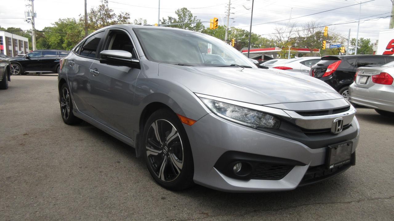 2018 Honda Civic Tourisme CVT - Photo #2